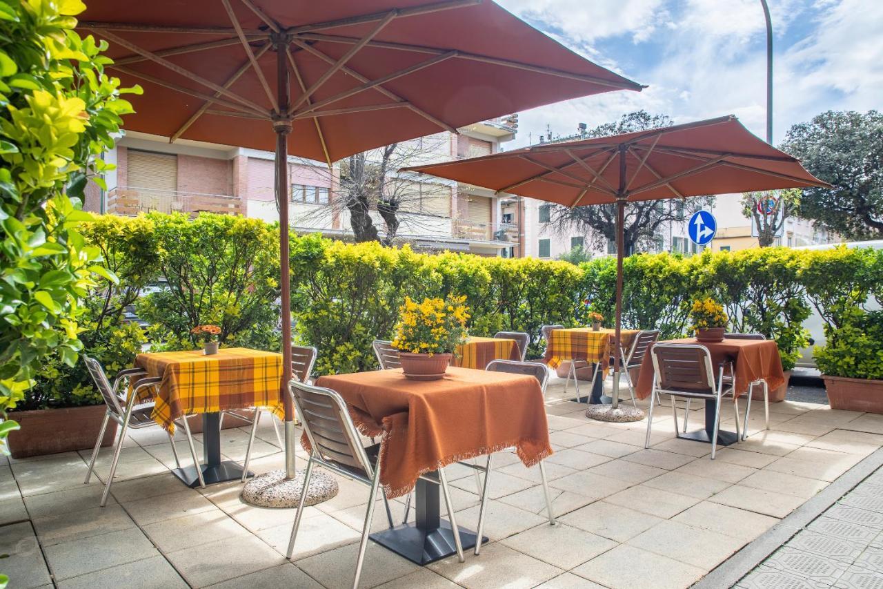 Hotel Paolina Viareggio Exteriör bild