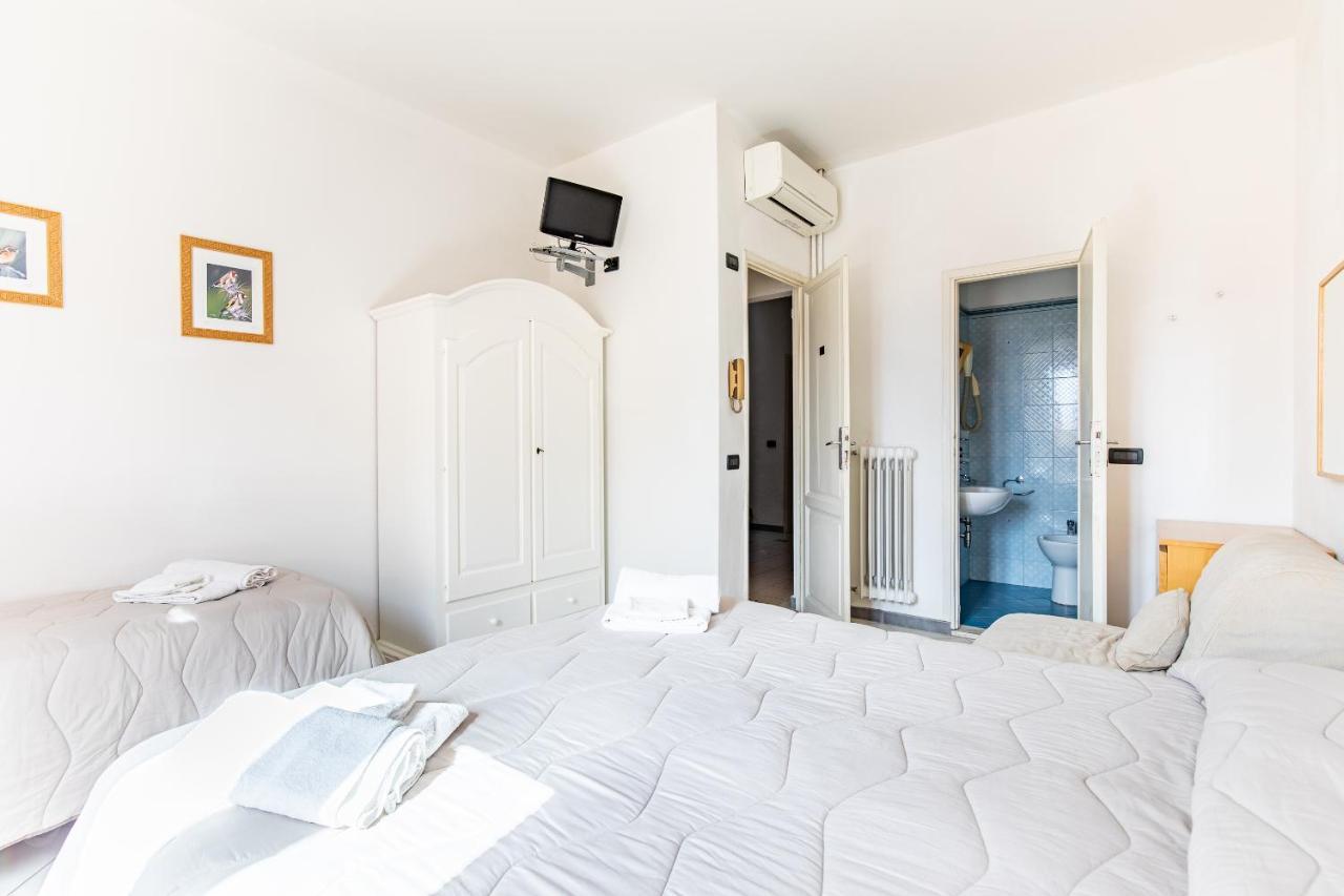 Hotel Paolina Viareggio Exteriör bild